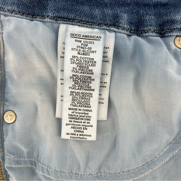 Good American Good Legs Stovepipe Distressed Jeans GLC1380T BLUE673 Size 15 - Picture 10 of 11